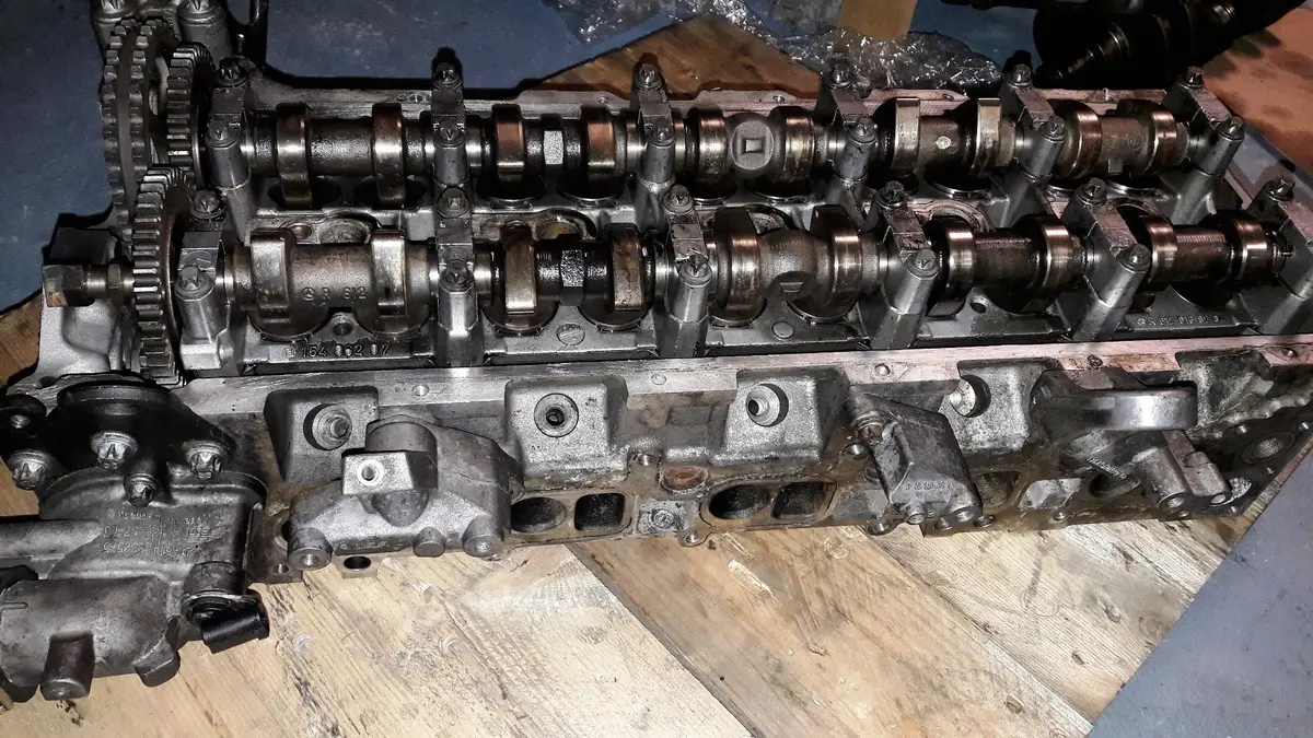 Cylinder Head R6650160301 With Camshafts Rockers Lifters 2.7 Cdi Ml W163 C W203 E W210 Clk W209 Sprinter Gwagen W463 Jeep Grand Wj Cherokee Om 612.963 612 963 1