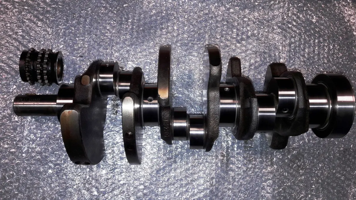 #Engine Crankshaft R27201 Mercedes-Benz 3.0 V6 M272 272.940 272940 C Clc Clk S Sl 1