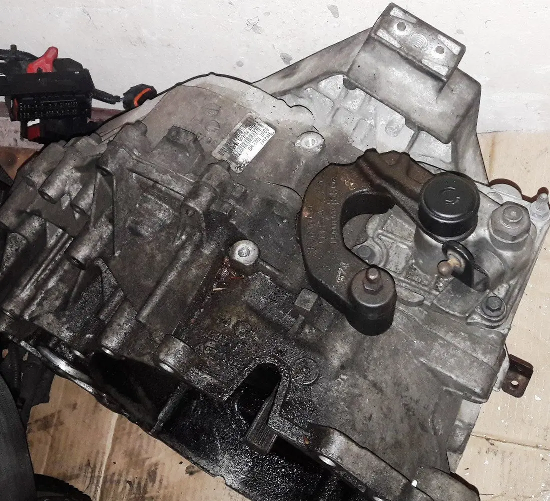 Gearbox 6G9r-7002-Hd 6G9r 7002 Hd Manual 6 Speed 2.5 Petrol Huwa Hyda Huba Ford S-Max Focus St 2005 2006 2007 2008 2009 2010 2011 1