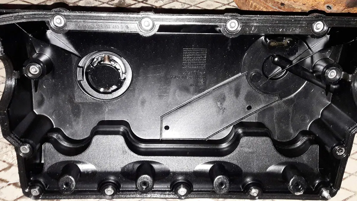Engine Cam Rockers Cover 038103469 038 103 469 1.9 Tdi Code Bxe Bkc Audi Volkwagen 1