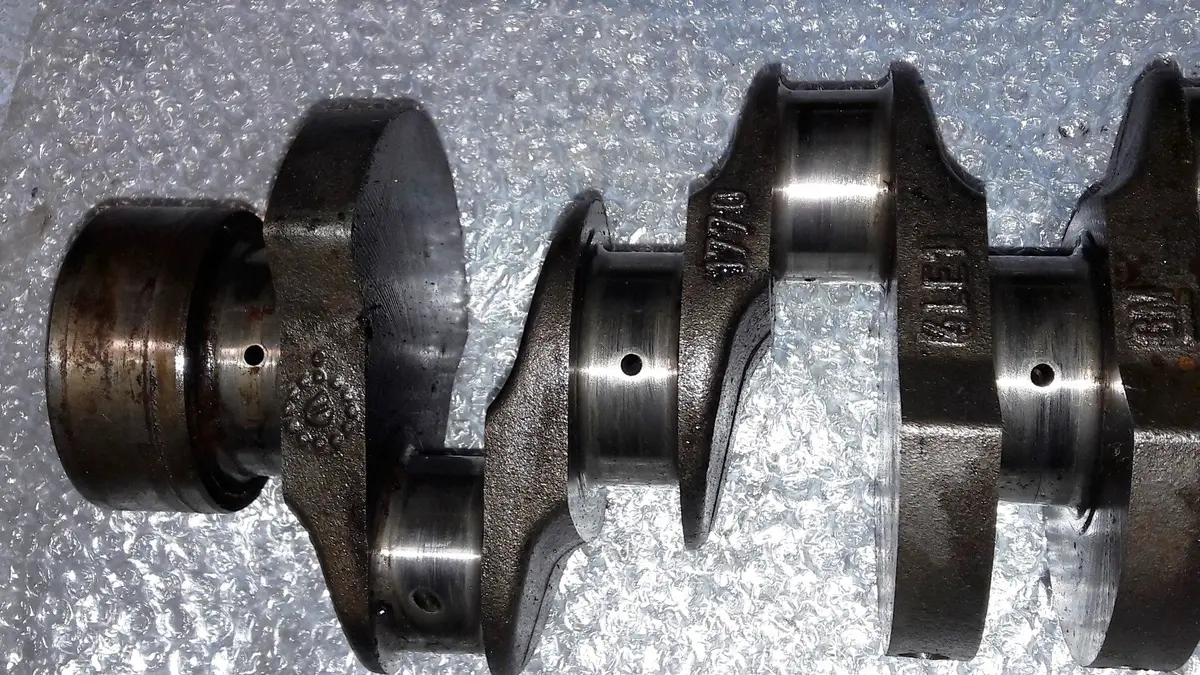 Engine Crankshaft Gm 1770 Isuzu 2.2 Diesel 4Le1 4Le Case 45Nx Fiat Hitachi Kobelco Ex 50-U Hitachi Ex40u Ex50u Ex55 Zax55 Jcb 8040 8045 8050 8060 Magnum Mtt20 Mtt25 Mlg20 Mlg25 Mlt4200 Mlt4250 Mlt5200 Mlt5250i Mmg25fhi Mmg25fhi 2