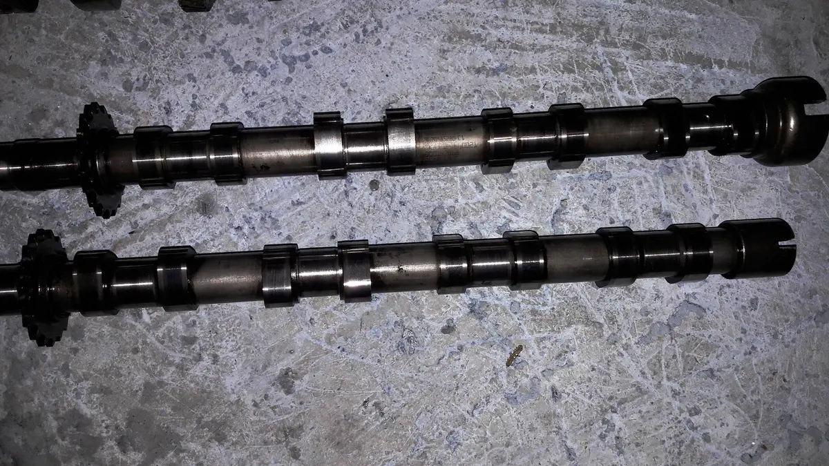 Engine Set Of Intake Inlet And Exhaust Camshafts 000162109 000147868 2.2 Td4 224Dt Land Rover Freelander Evoque 2011 2012 2013 2014 2015 1