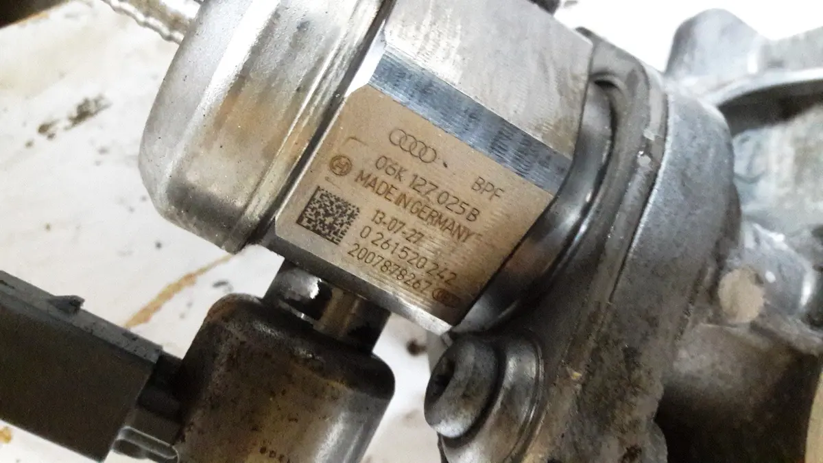 Engine Fuel Pump 03K127025b 03K 127 025 B 03K127025 B 1.8 Tfsi Cjs Cjsa Cjsb Audi A3 A4 A5 Tt Seat Leon Sc St Skoda Octavia Superb Volkswagen Golf Alltrack Passat 2
