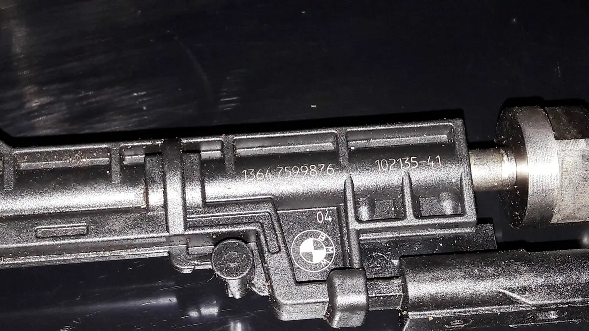 Engine Fuel Injector 7599876 Bmw 4.4 V8 Gas Doch Turbocharged S63 S63b44 M5 M6 F10 F06 F12 F13 F16 2012 2