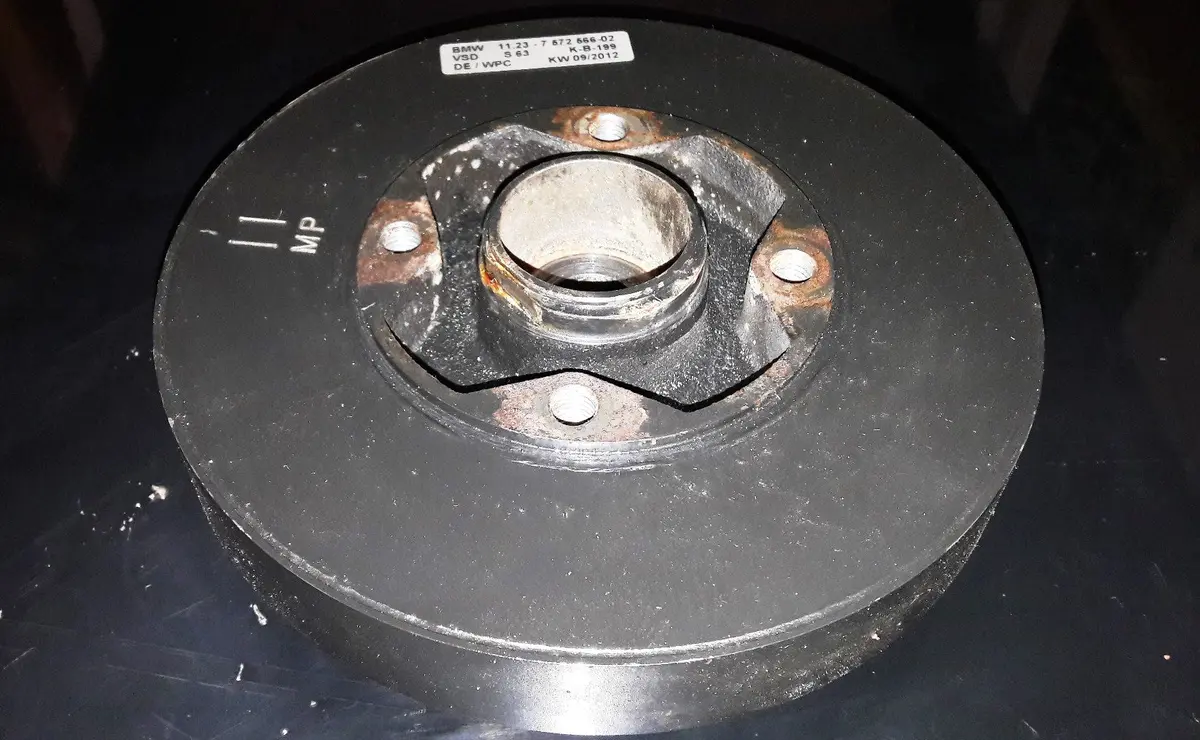 Engine Crankshaft Vibration Damfer 7572566 Bmw 4.4 V8 Gas Doch Turbocharged S63 S63b44 M5 M6 F10 F06 F12 F13 F16 2012 1