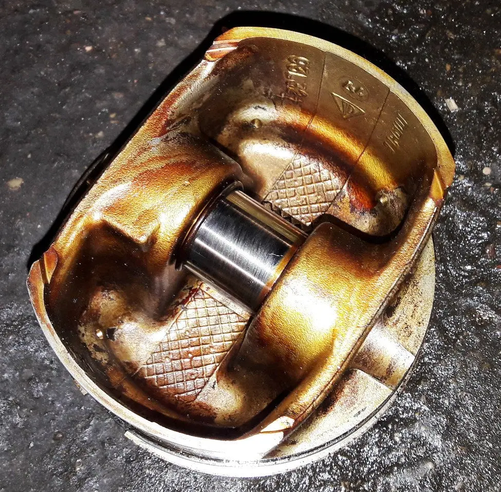 Engine Piston Porsche 4.5 V8 Turbo M48 Cayenne 955 1