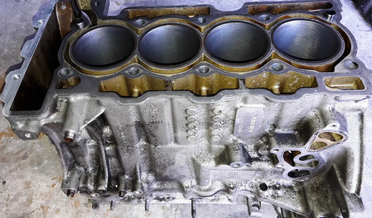 Engine Cylinder Block Repair And Pistons With Rings N14b16a N14  7 533 556 80 753355680 V753355680 7 540 045 80 754004580 V754004580 Psa5fy 10Fkac Bmw  Mini 1.6 Petrol Turbo N18 N18b16 N18b16a Cooper S John Cooper Works R56 R55 R57 R58 R59 R60 R61 1