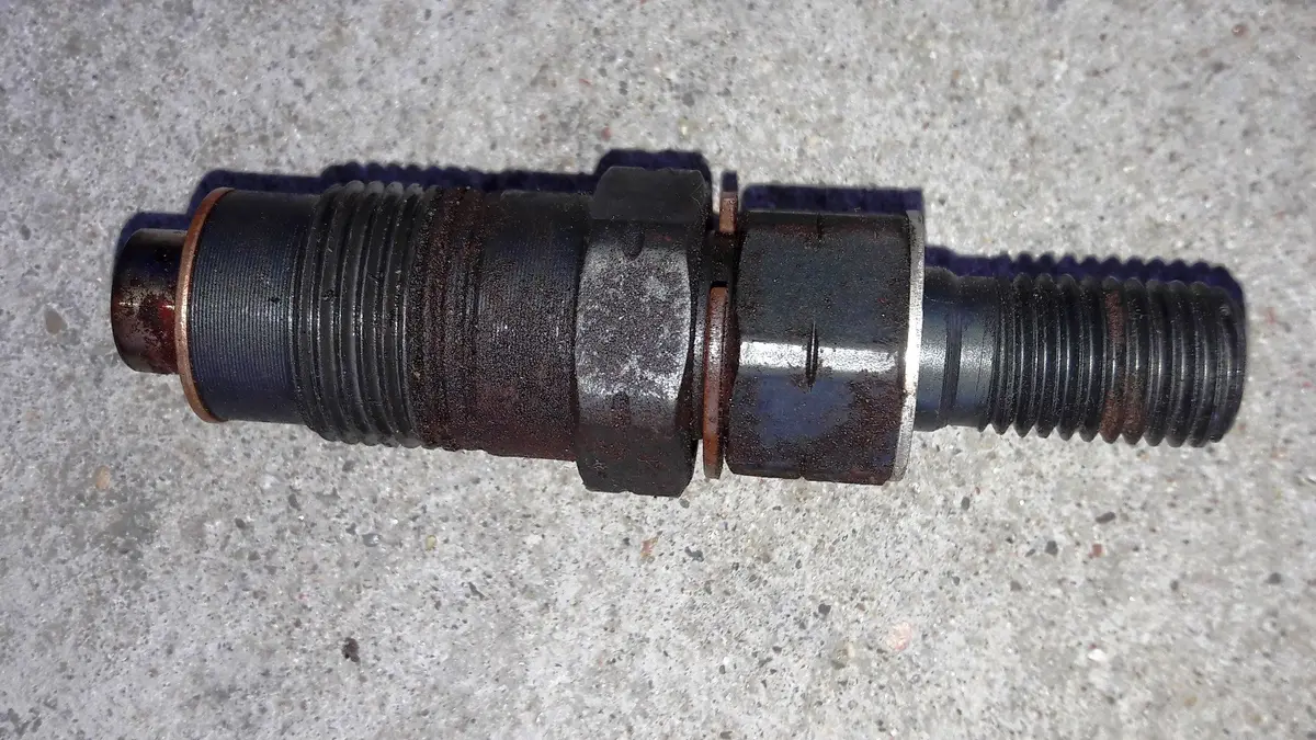 Engine Fuel Injector  2.5 D Td Wl Wlt Ford Ranger Mazda B-Series Bt50 1