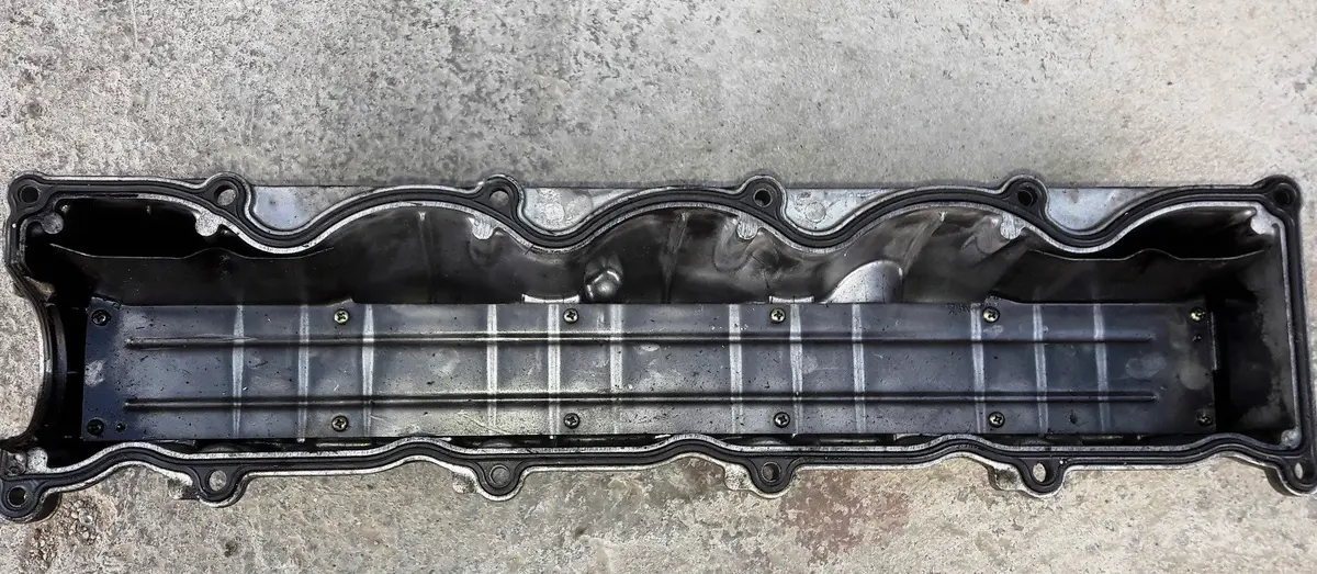 Engine Cylinder Head Cover  2.5 D Td Wl Wlt Ford Ranger Mazda B-Series Bt50 1