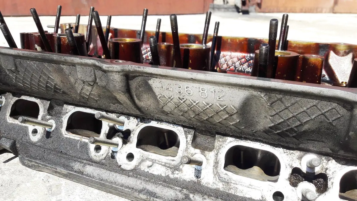 Engine Cylinder Head 1436812 1 436 812 Bmw I6 M54 M54b20 M54b22 M54b25 M54b30 2.0 2.2 2.5 3.0 Petrol E46 320I 325I 330I E60 E61 520I 525I 530I E53 X5 2