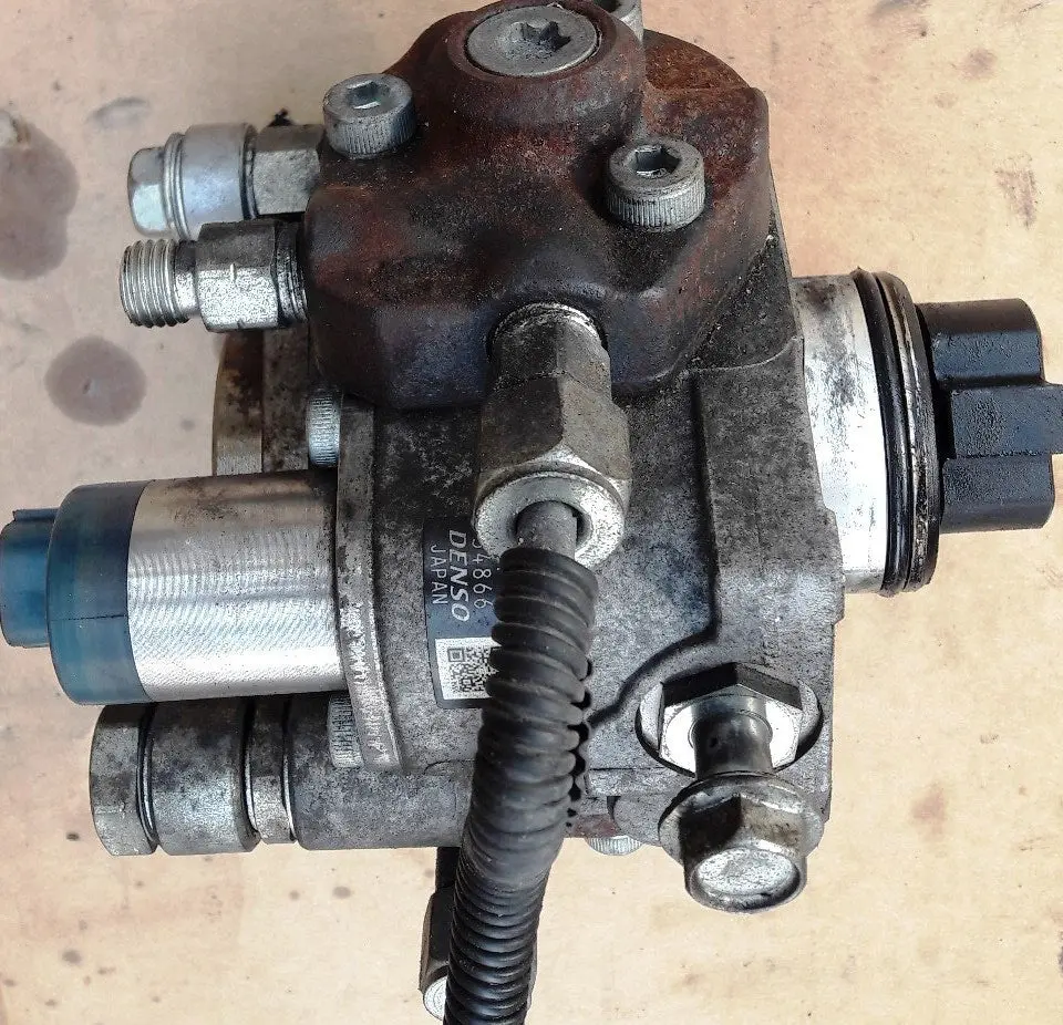 Engine Hight Pressure Fuel Pump Denso Sh01 13 800D 294000-1661 12P 34866 Mazda 2.2 Diesel Skyactiv Code Sh01 Shy1 Sh Series 3 6 Cx5 Cx7 Cx-5 Cx-7 Mazda3 Bm Mazda6 Gj Mazdacx5 Kj 2