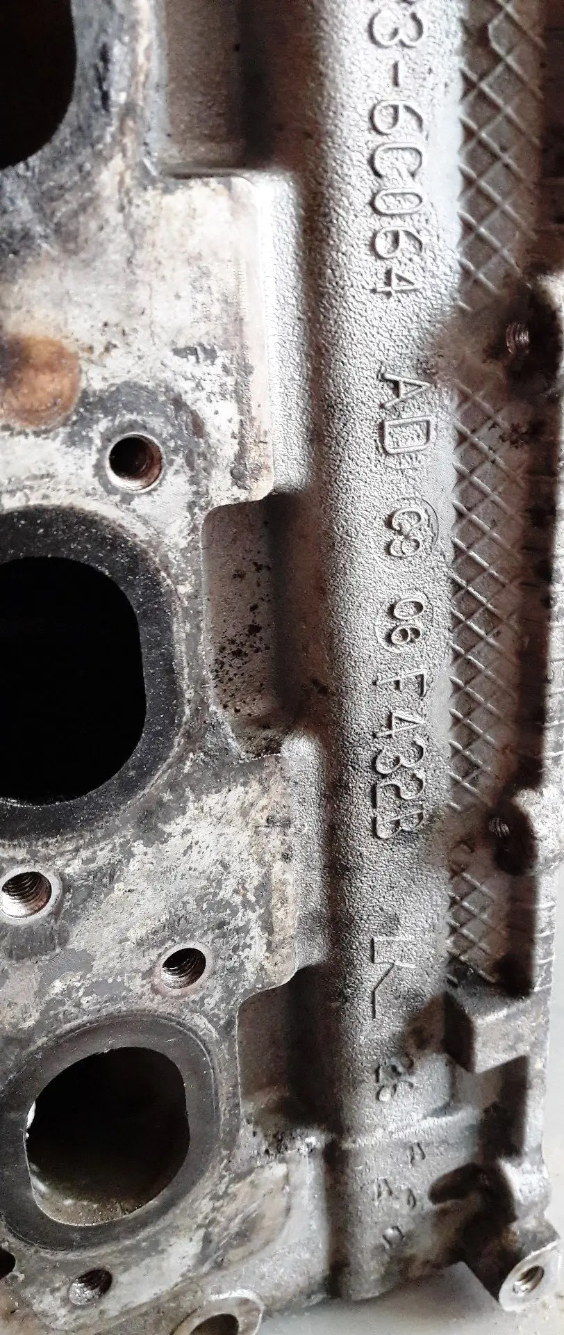 Engine Cylinder Head Left Driver Side Rf4h236c064ad Rf-4H23-6C064 Ad F432b 4.2 4.4 Petrol Aj33s Aj34s Aj41 V8 Supercharged Jaguar Xjr Xkr S-Type Xf Land Rover Range Rover Sport 2
