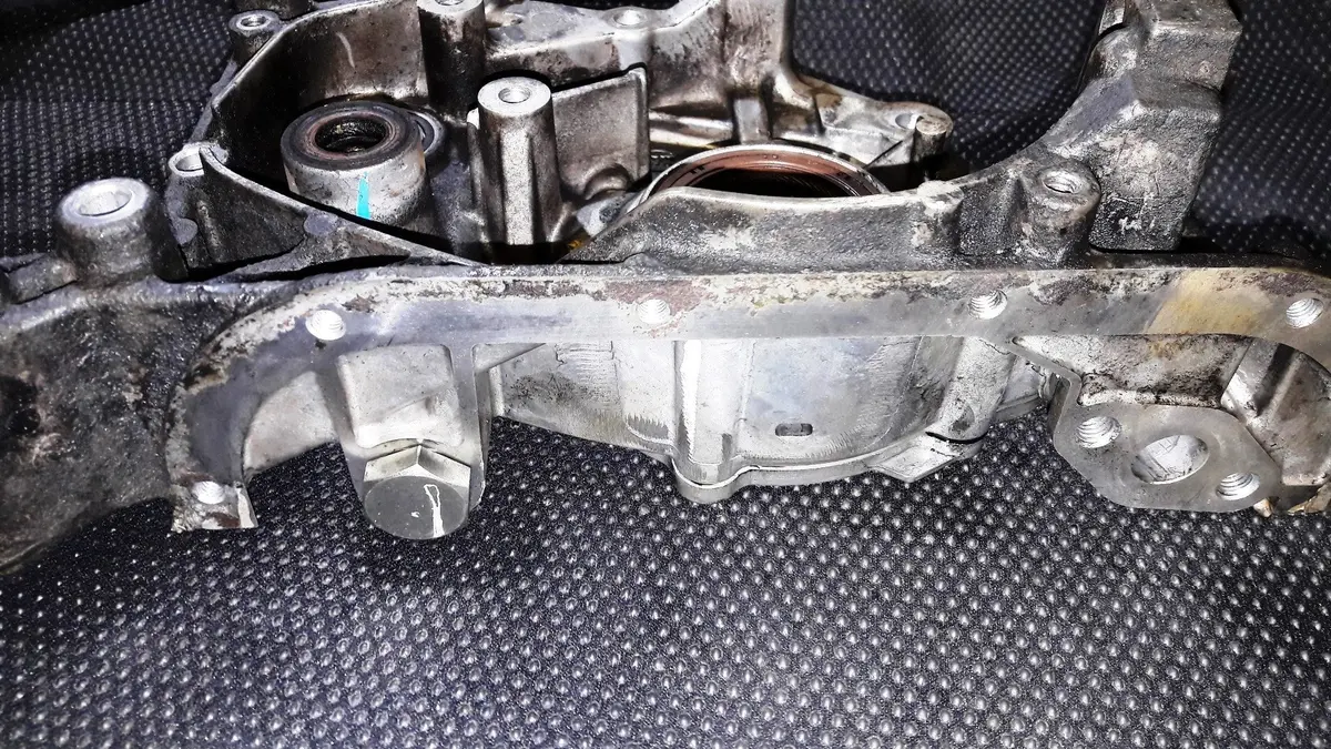 Engine Oil Pump 1064A035 Mitsubishi 2.5 Did 4D56u L200 Warrior Animal Triton Shogun & Pajero 2