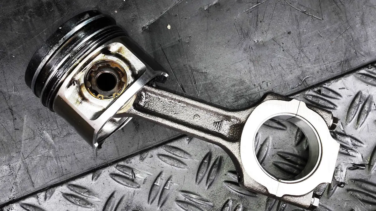 Engine Piston And Conrod Connecting Rod  Fiat 1.9 Jtd Multijet Stilo Doblo Alfa Romeo 156 1