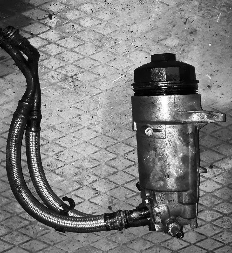 Engine Oil Filter Housing 1437582 Bmw Alpina 4.6 V8 Doch N62b46 Alpina B10 Bmw E39 E53 X5 1