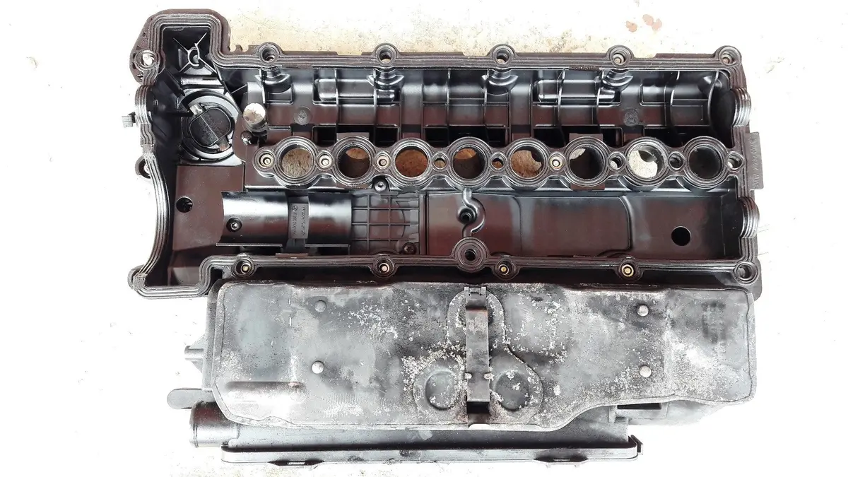 Engine Rocker Valve Cover Bmw 3Er E90 E91 320 D 320D 2.0 D M47d20 204D4 7787073 1