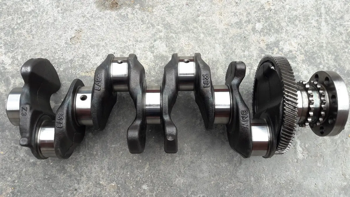 Engine Crankshaft 8513673  Bmw 116D 118D 120D 125D 316D 318D 320D 325D 420D 518D 525D X1 X3 X5  B47c20a  N47d20c N47d20d #8513673 2.0 1