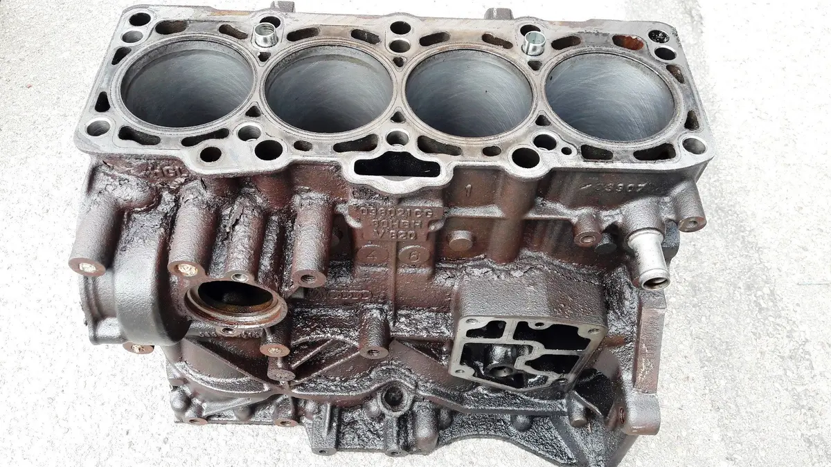 Engine Cylinder Block 038021Cg Audi Seat Skoda Vw 1.9 Tdi Bls A3 Altea Xl Ibiza Leon Toledo Fabia Octavia Roomster Superb Caddy Golf V Jetta Passat Touran 1