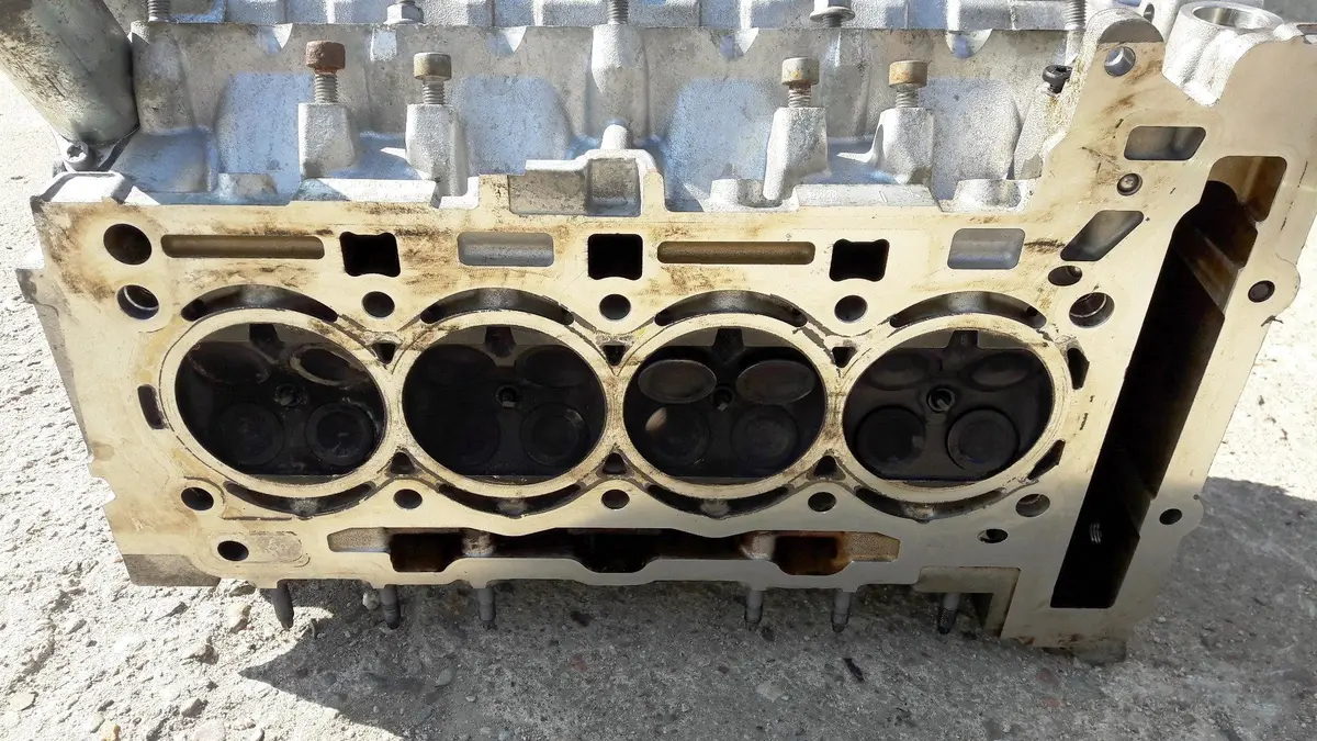 Engine Cylinder Head 758067980 7580679 80 Full Set 1.6 N13 N13b16 N18 N18b16a Turbo Bmw F20 F30  Mini Cooper S  Peugeot Rcz 1
