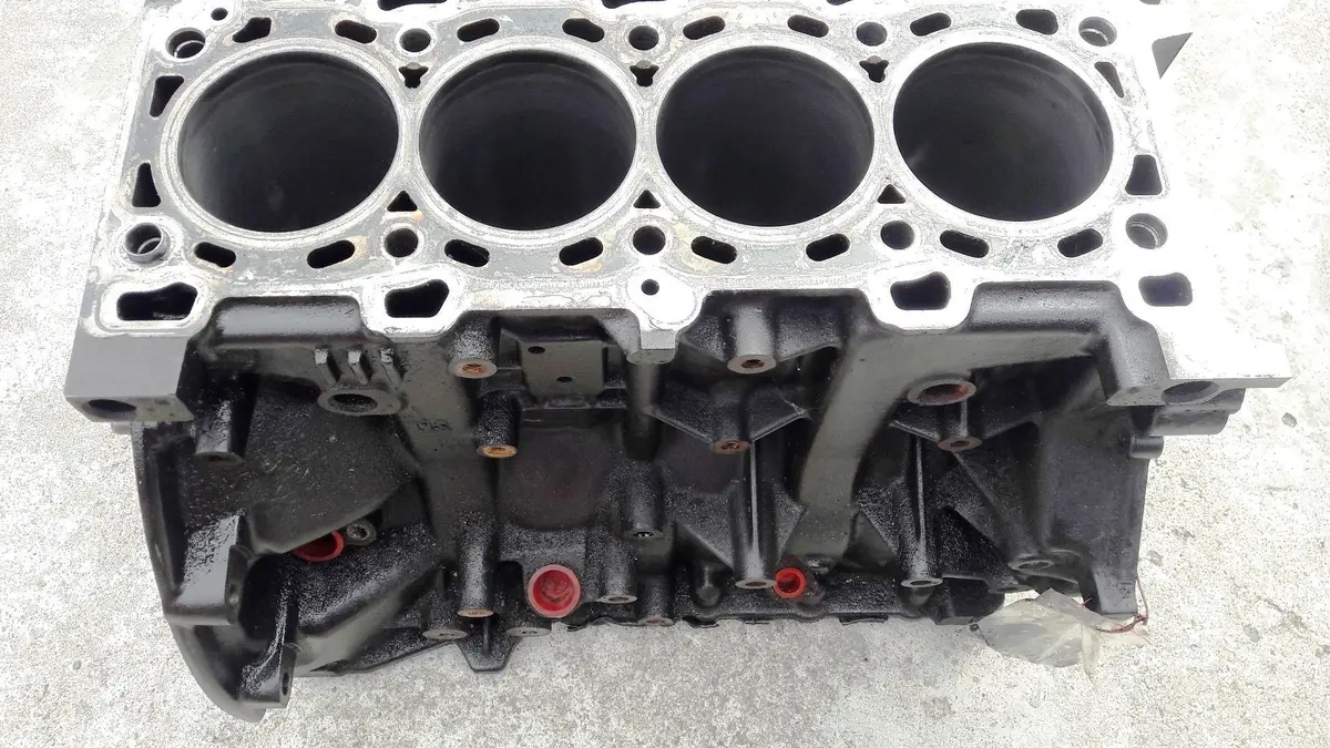 Engine Cylinder Block  2.0 Dci M9r Renault Trafic Opel Vivaro Nissan Primastar 1