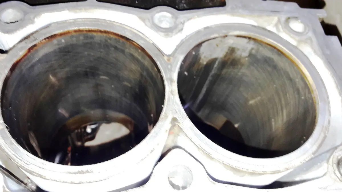 Engine Cylinder Block Peugeot Citroen 2.2 Petrol Vvt Ew12 Ew12j4 3Fz 3Fy 10Lj05 C8 Mpv 406 Sri Coupe 407  607 807 1