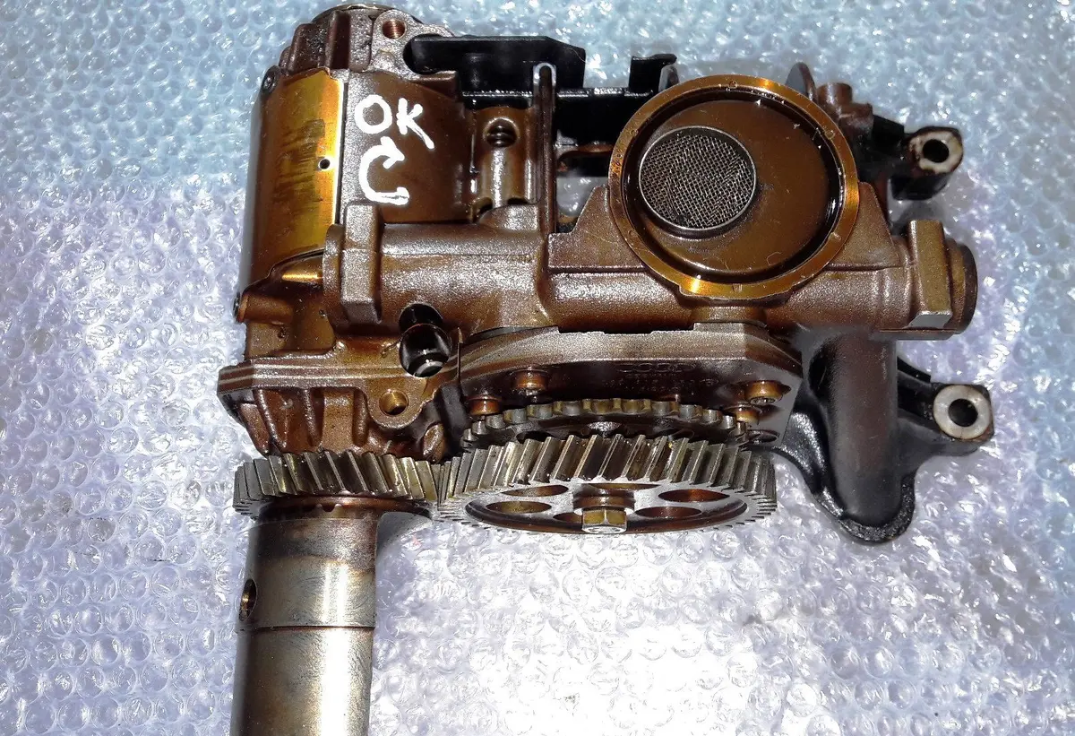 Engine Oil Pump 06C115153c 06C 115 153 C Audi A6 C5 A4 B6 B7 A8 4E 3.0 Asn Petrol 1