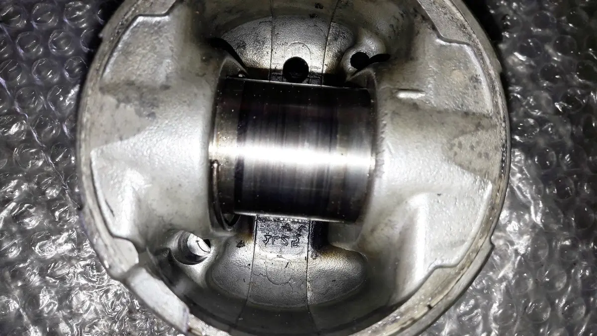 Engine Piston Toyota 2.5 D-4D Diesel 2Kd 2Kd-Ftv Hilux Hiace Vigo Innova Dyna 2