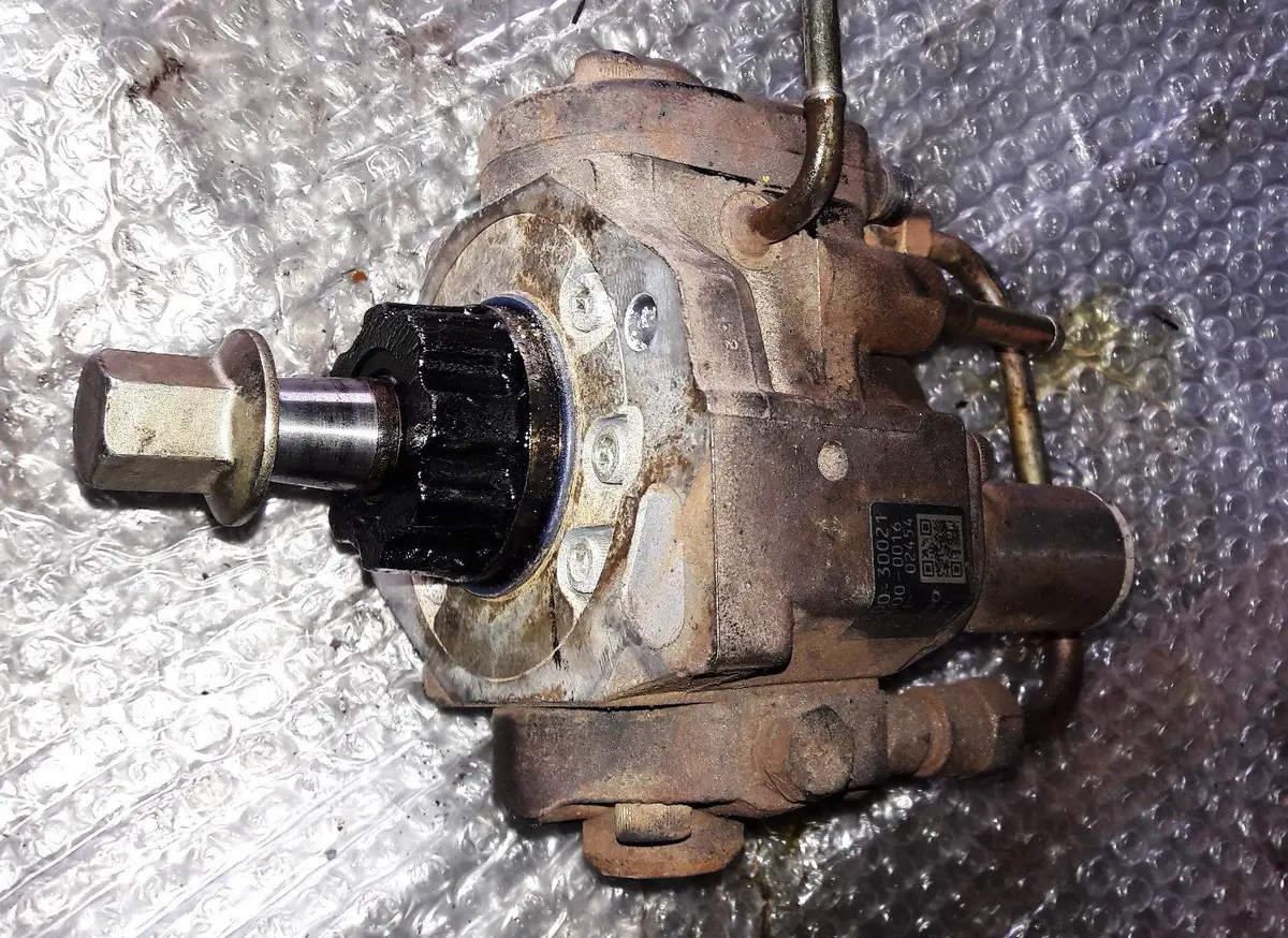 Engine High Pressure Fuel Pump Denso 22100-30021 294000-0016 01 E 02454 Toyota 2.5 D-4D Diesel 2Kd 2Kd-Ftv Hilux Hiace Vigo Innova Dyna 2