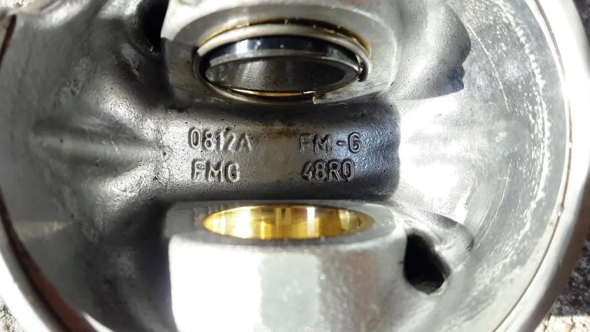 Genuine Engine Piston 0812A Fm-6 Fmg 48Ro 04Lam Volkswagen 2.0 Tdi Dfg Dfga 110Kw 150Ps Passat Alltrack Golf Tiguan Touran Skoda Superb 2019 2018 1