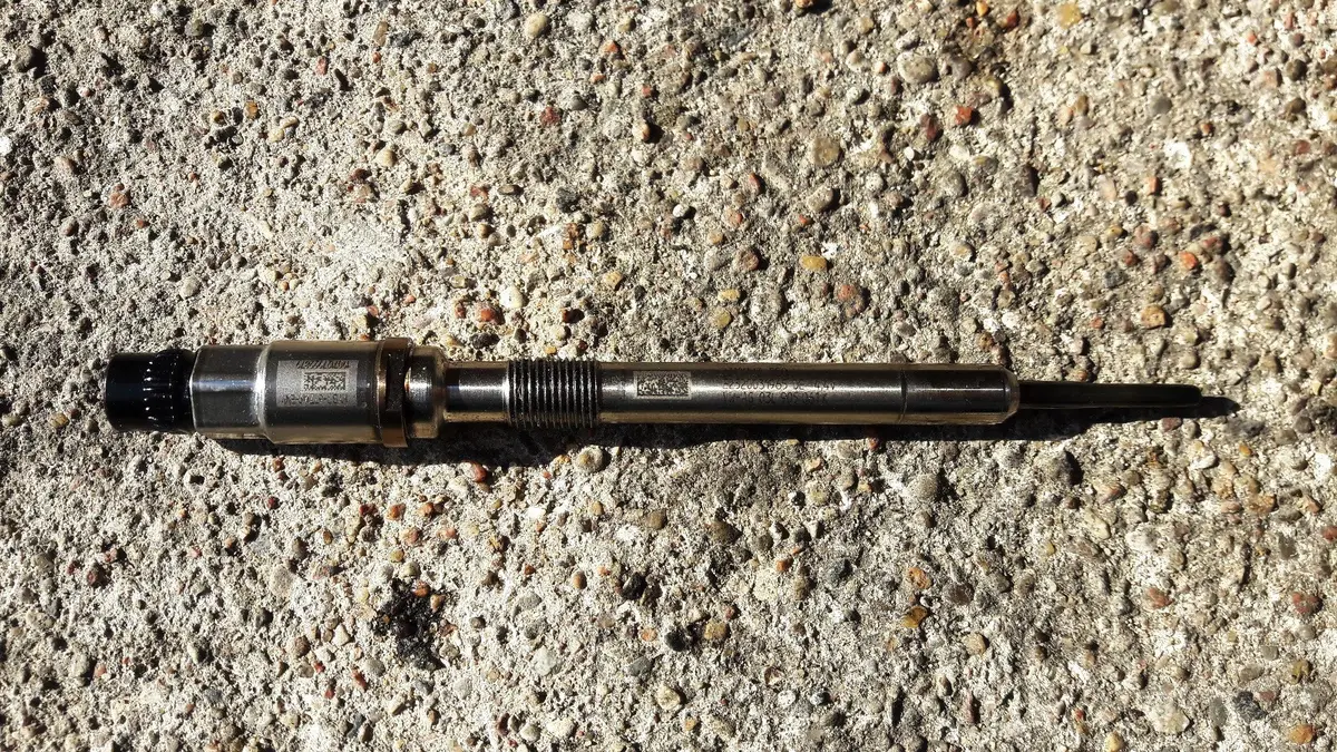 Genuine Engine Glow Plug 03L 905 061 K 03L905061k Beo Volkswagen 2.0 Tdi Dfg Dfga 110Kw 150Ps Passat Alltrack Golf Tiguan Touran Skoda Superb 2019 2018 1