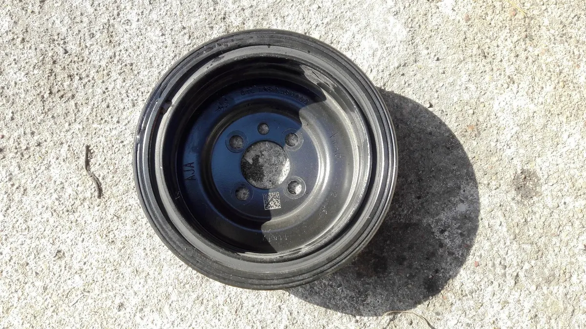 Genuine Engine Crankshaft Pulley 04L105243 V200 04L 105 243 Volkswagen 2.0 Tdi Dfg Dfga 110Kw 150Ps Passat Alltrack Golf Tiguan Touran Skoda Superb 2019 2018 2