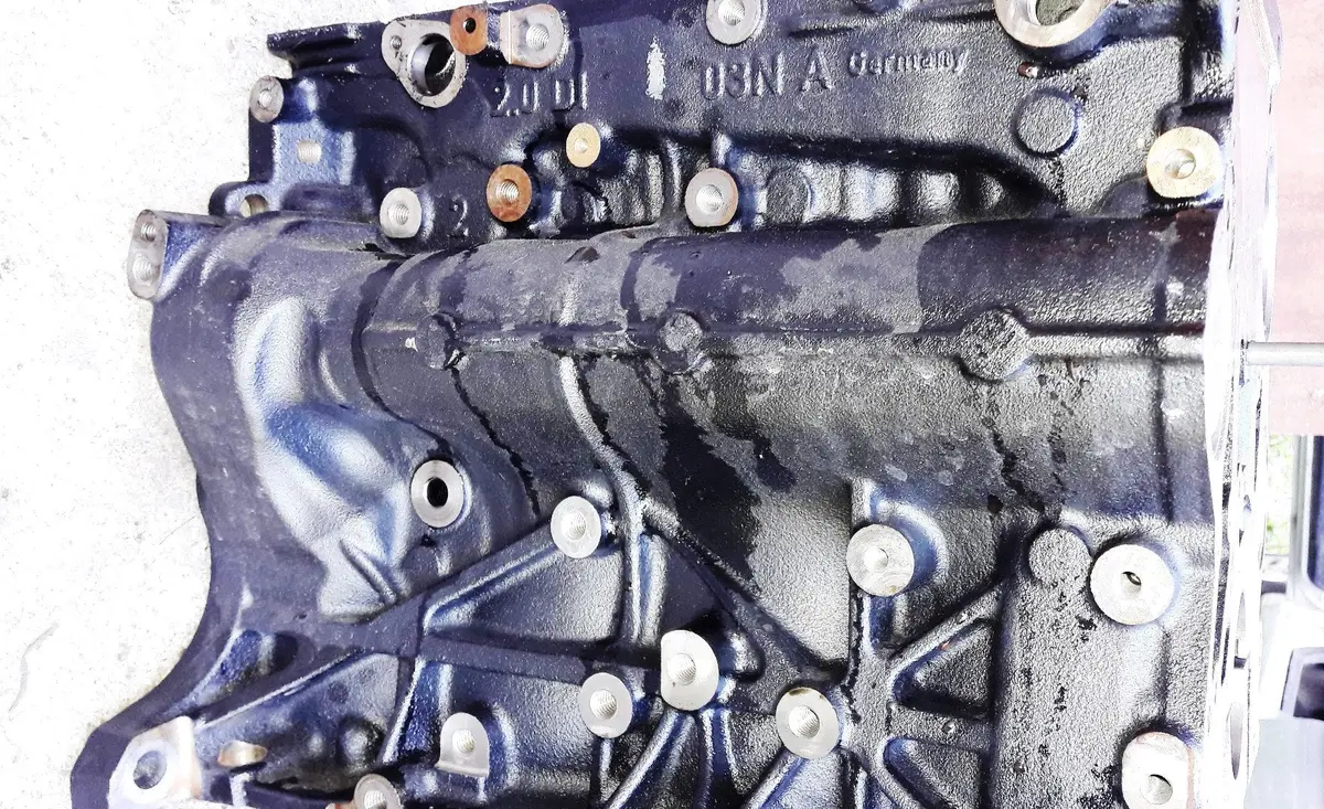 Genuine Engine Cylinder Block 03N023a Volkswagen 2.0 Tdi Dfg Dfga 110Kw 150Ps Passat Alltrack Golf Tiguan Touran Skoda Superb 2019 2018 2