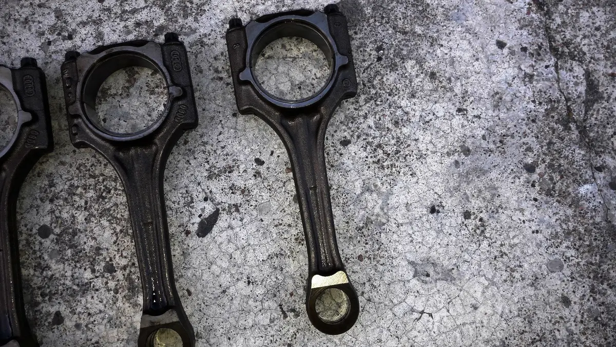 1 X Pcs Genuine Engine Connecting Rod Conrod Vag Audi 2.0 Tfsi Bgb A4 B7 2