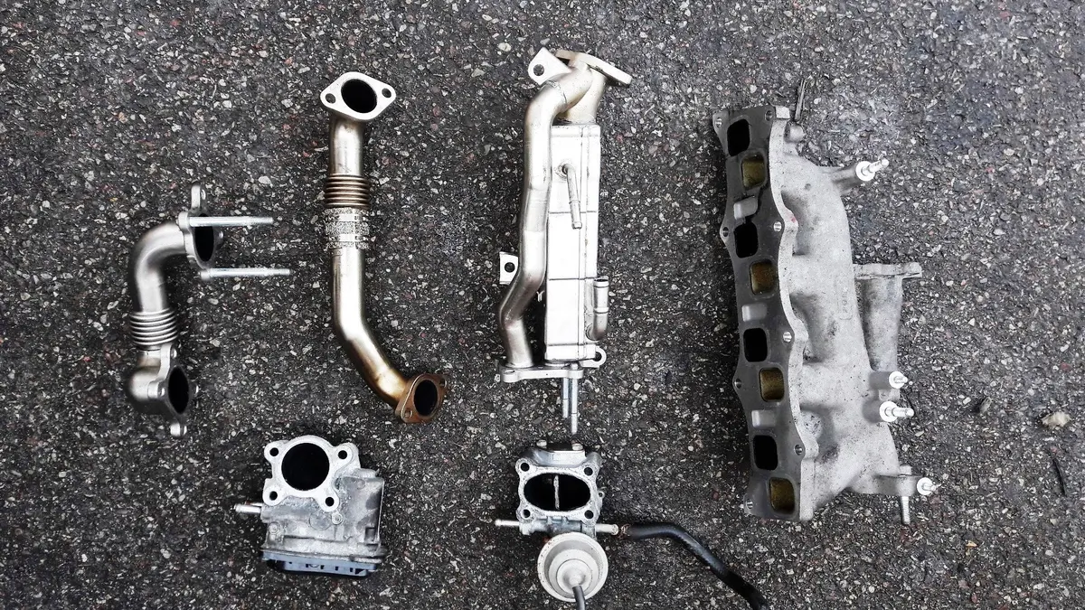 Genuine Engine Egr Set Honda 2.2 I-Dtec N22b4 Civic Accord Cr-V 1