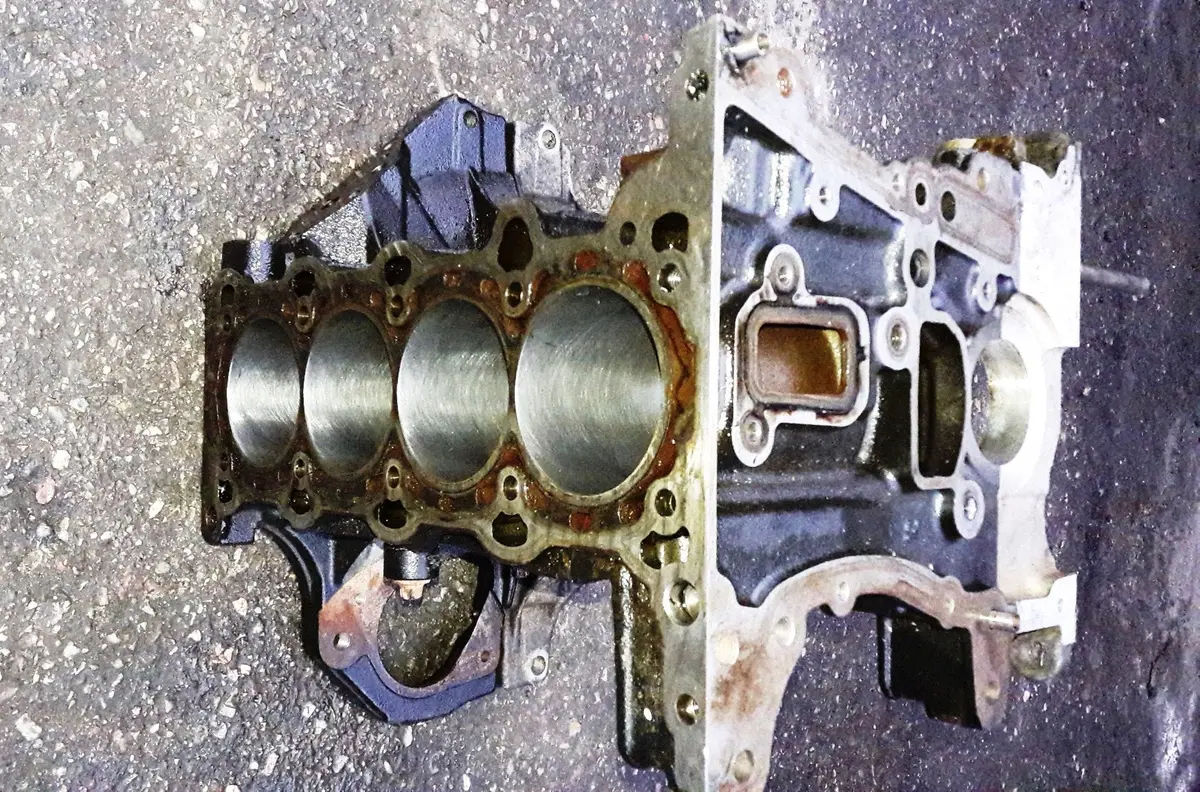 Engine Cylinder Block 55561961 Opel Astra J Meriva B Corsa D E Petrol A14xer 1.4 Ecoflex 74Kw 100Ps 2