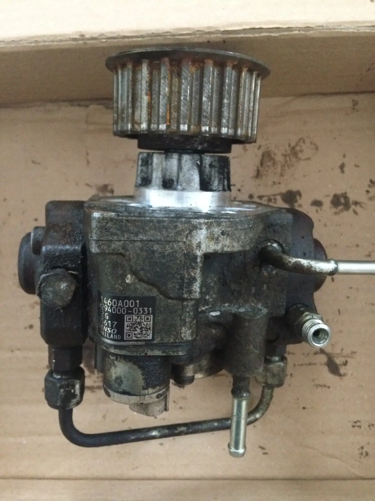 Mitsubishi Pajero Shogun L200  2.5 Diesel Engine  2005 2006 2007 2008 2009 2010 2011 2012  Engine Code: 4D56u  Part Number: Sm294000-0331 1460A001 Used Fuel Pump 1