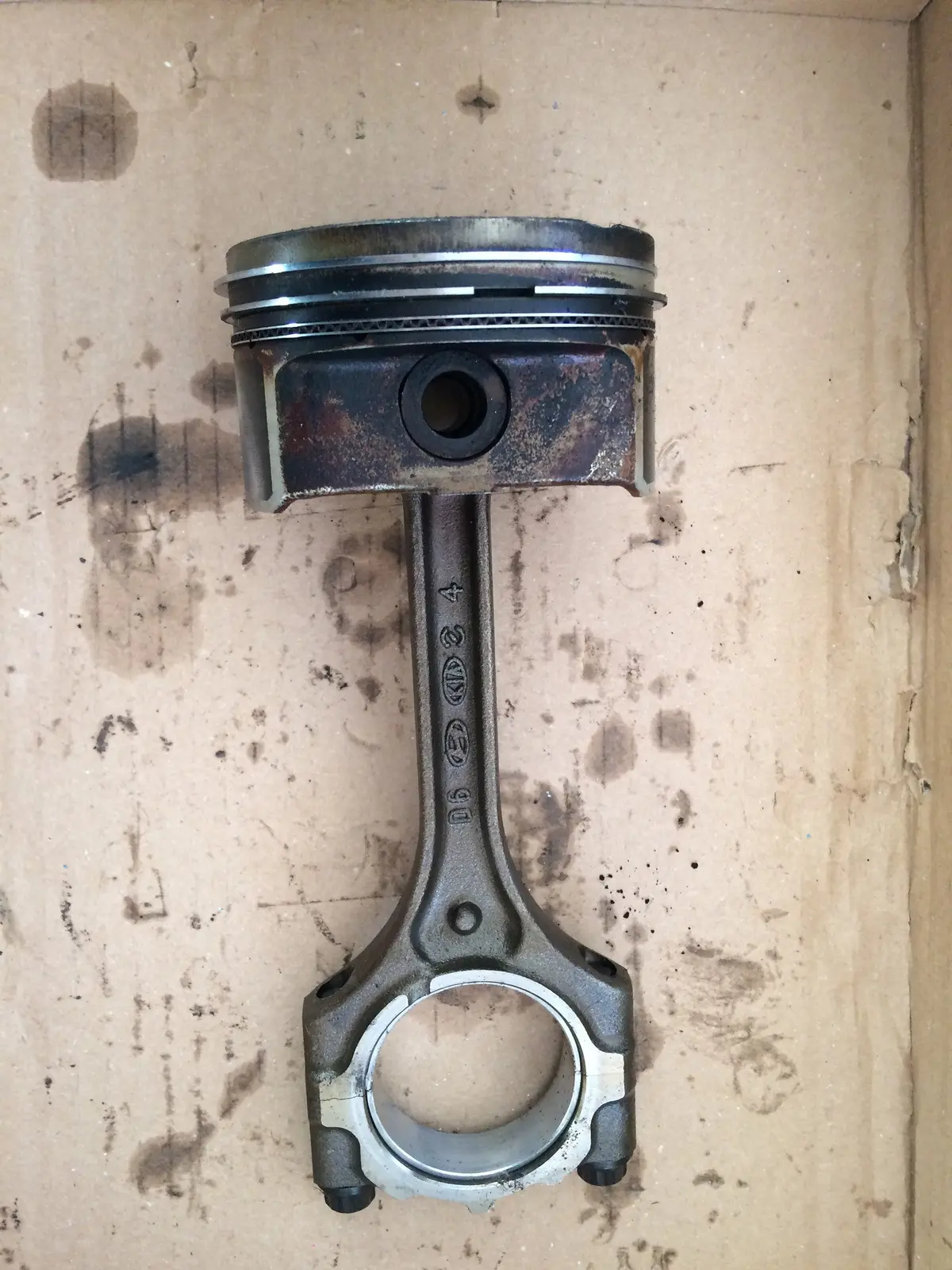 Hyundai I30  Kia Venga Rio Ceed 1.4 Petrol Engine 16V 2006 - G4fa  Used Piston And Connecting Rod 1