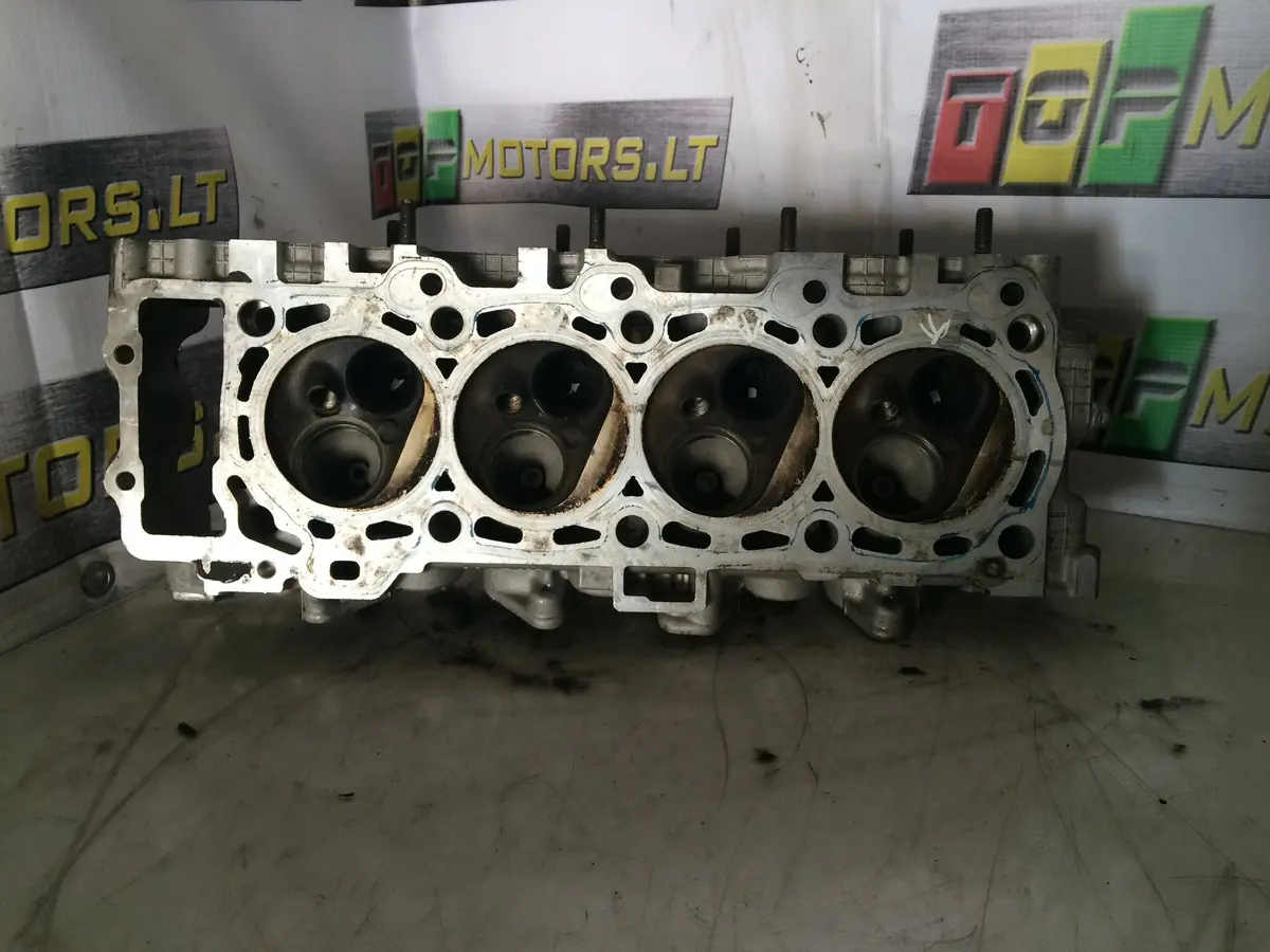 2007 Om 266 920 Mercedes - Benz 1.5 Petrol Diesel Engine Cylinder Head For Spares Or Repairs 1