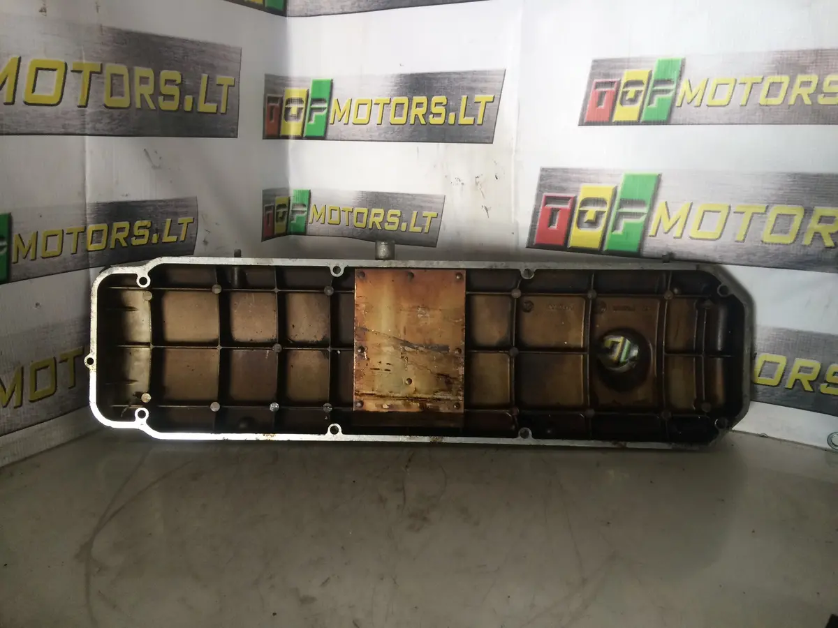 1979 356Ec Bmw M5 M6 M90 Bmw E24 635Csi 6 Series 3.5 Petrol Engine Cylinder Head Cover 1
