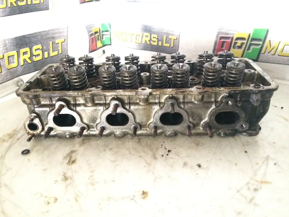 2000 Am585 Maserati 3.2 Biturbo V8 32V Benzinas Variklio Galva Cylinder Head Ferrari 1