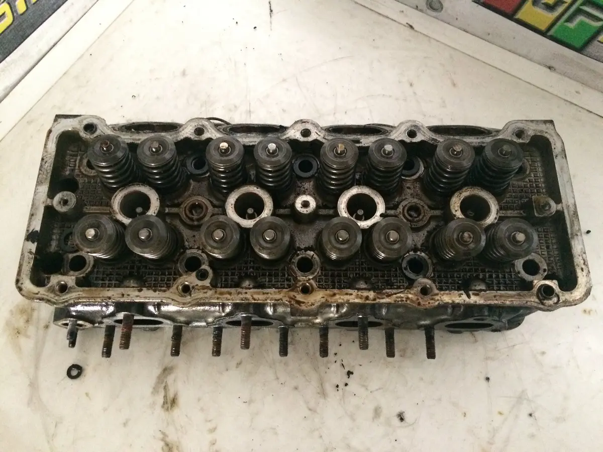 2000 2001 2002 2003 2004 2005 Year Am585 Maserati 3200Gt 3.2 Biturbo V8 32V Petrol Engine Cylinder Head Worldwide Shipping 2