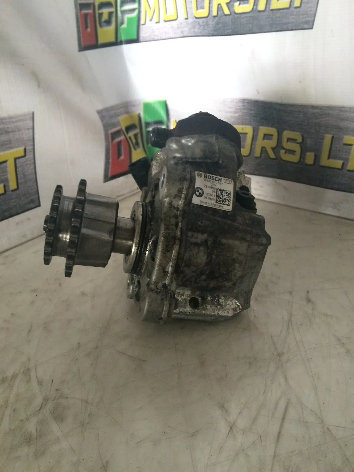 2009 N47 N47d20 Bmw 2.0 Diesel Engine High Pressure Fuel Pump 2