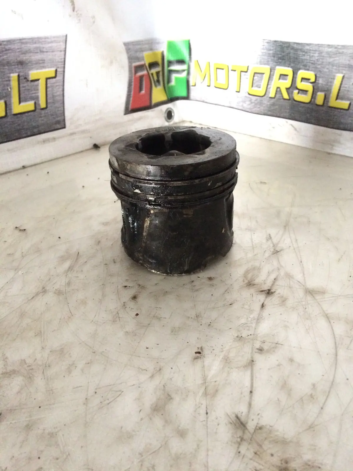2008 M9r 830 Nissan Renault 2.0 Dci Diesel Engine Piston 2