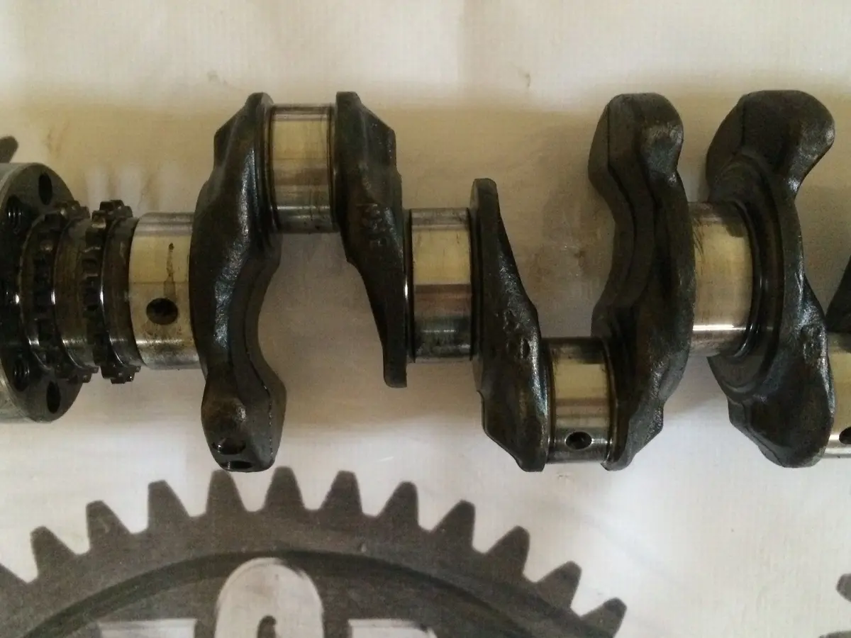 N47c16a Mini 1.6 Diesel Engine Crankshaft 2