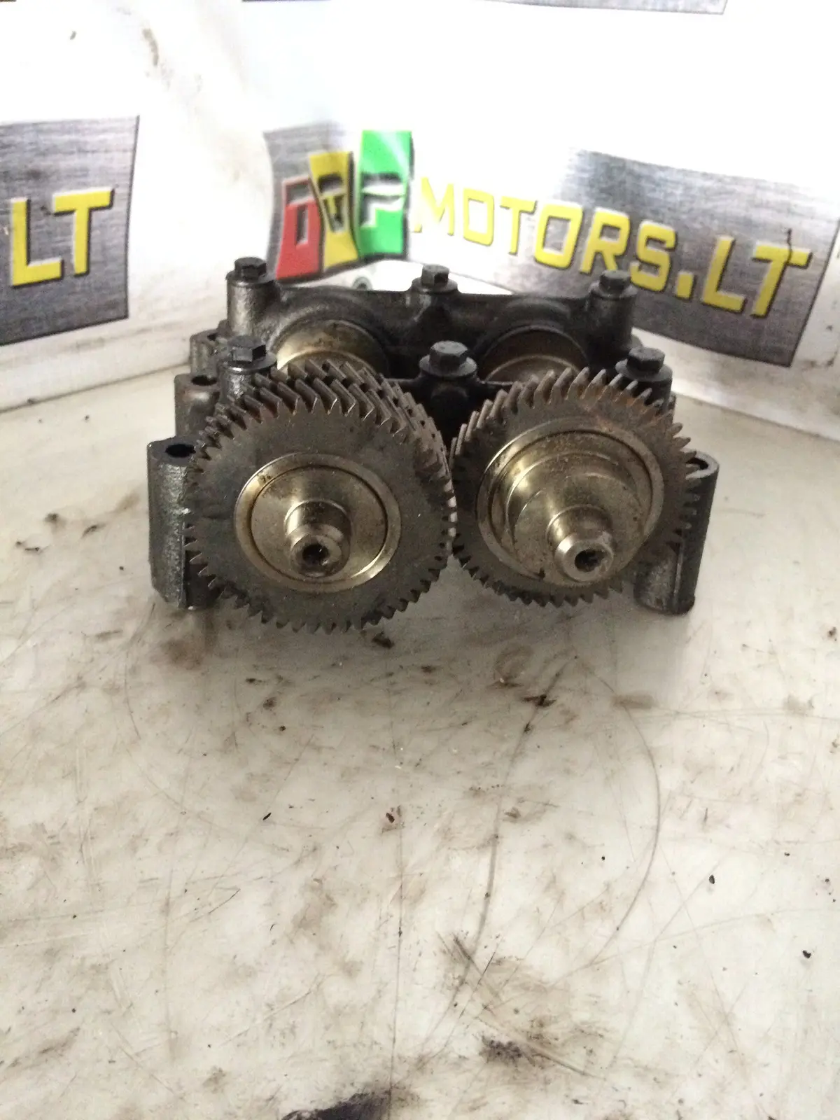 2008 M9r 830 Nissan Renault 2.0 Dci Diesel Engine Balance Shaft 8200488596 8200488527 1