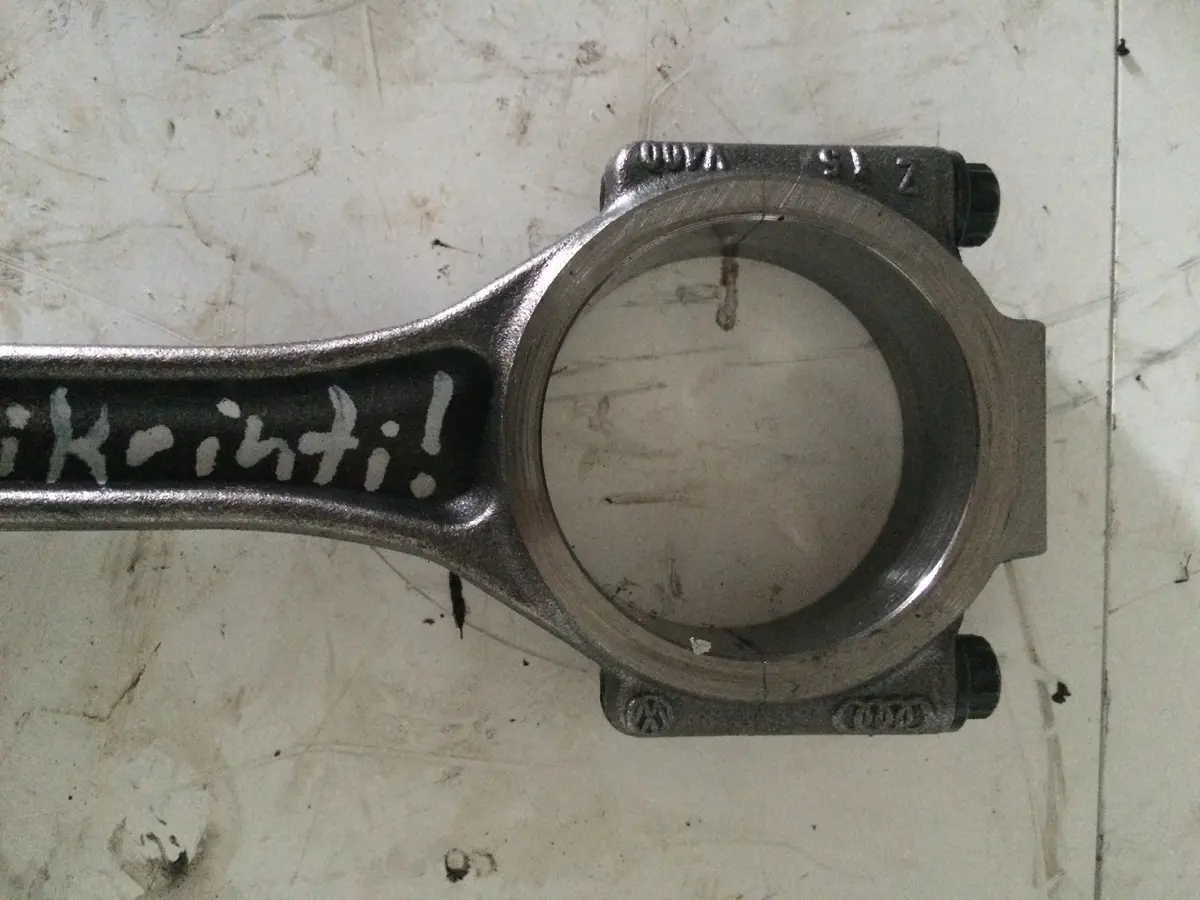 2009 Cag Audi Seat 2.0 Tdi Diesel Engine Connecting Con Rod 2