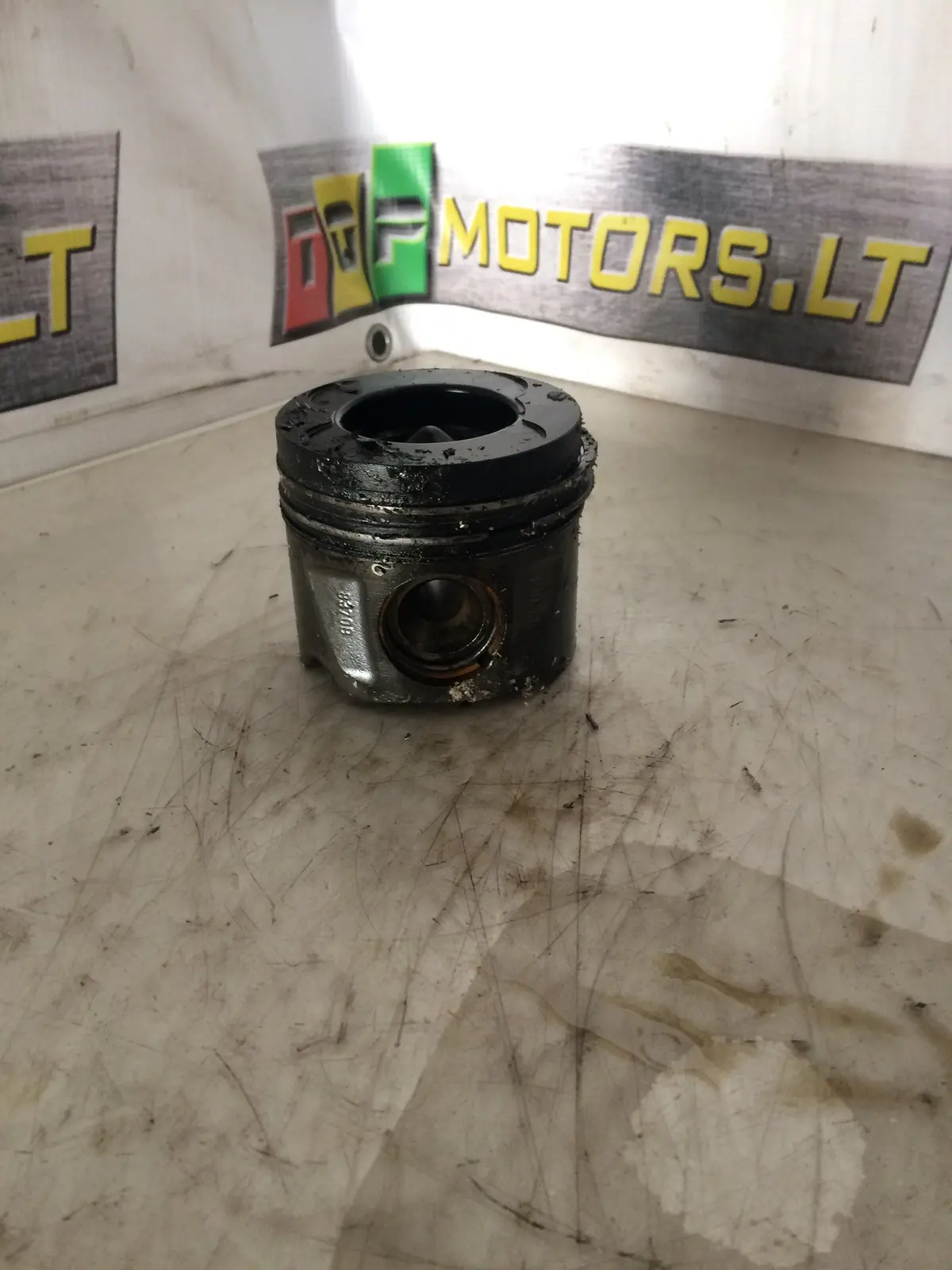 2012 642 Mercedes-Benz Chrysler Jeep 3.0 Cdi V6 Diesel Engine Piston 1