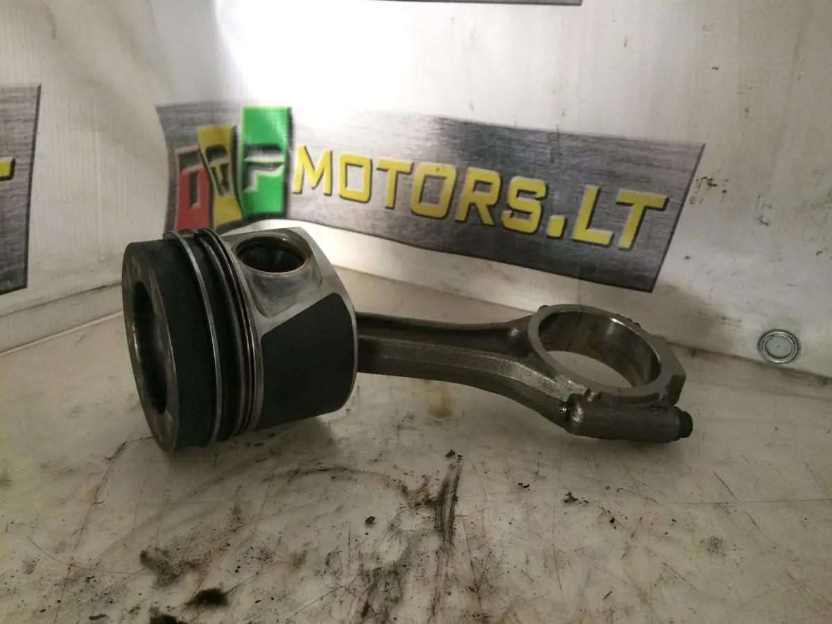2012 Cfg Audi Volkswagen Skoda Seat 2.0 Tdi Dyzelis Stūmoklis Ir Švaistiklis 1
