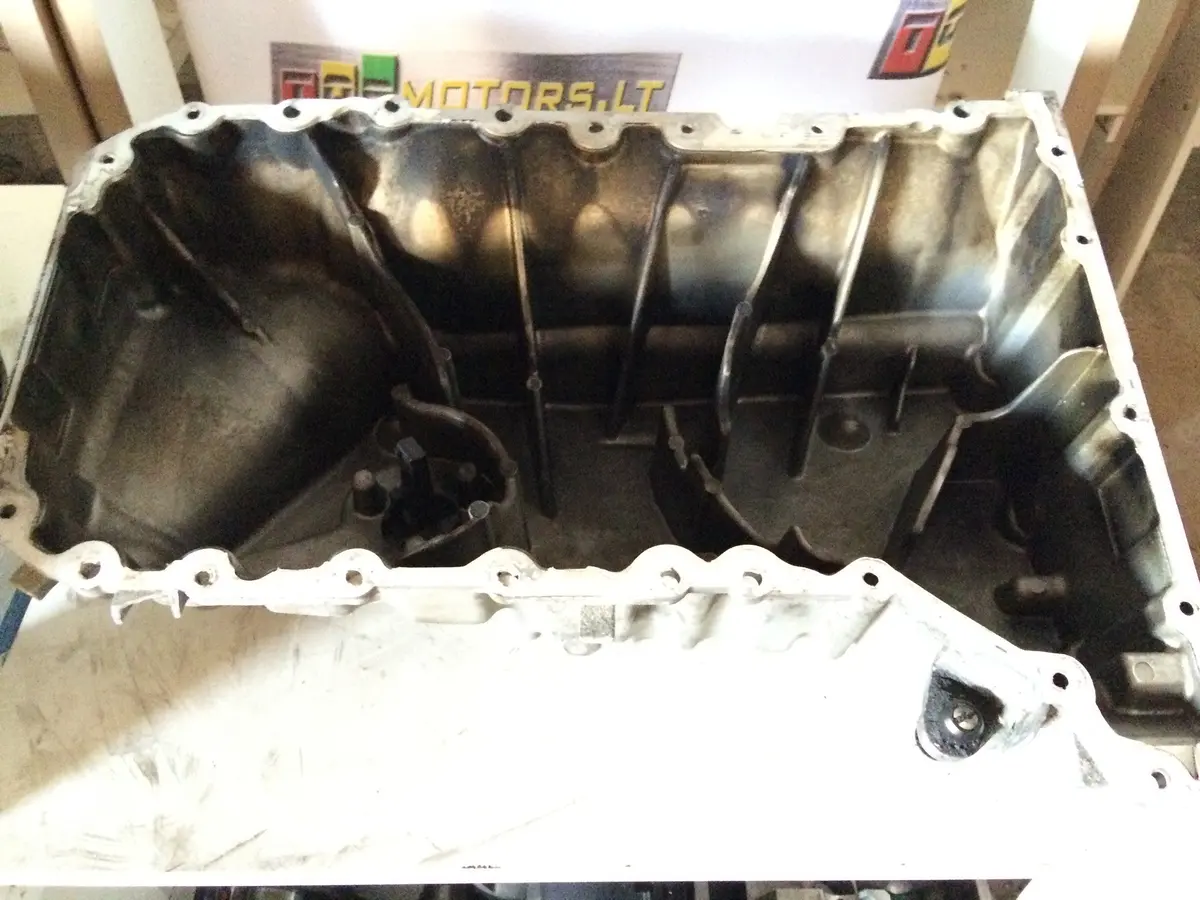 2007 Bpc Volkswagen Vw 2.5 Tdi Diesel Engine Oil Sump 070 103 603 L 1