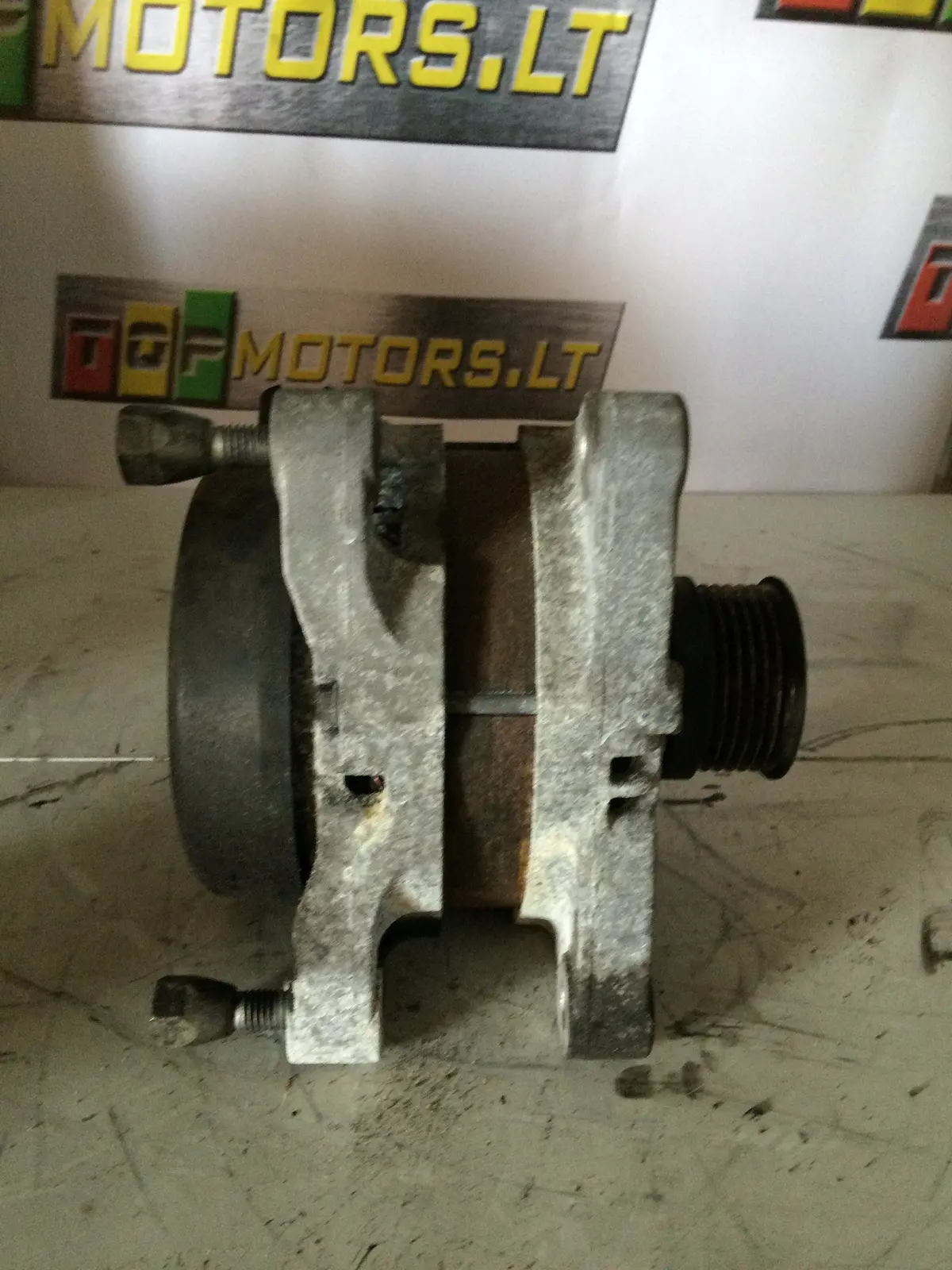 2005 Hhjb Ford 1.6 Tdci Hdi Diesel Engine Alternator 3M5t-10300-Pd 30795422 104210-3513 1